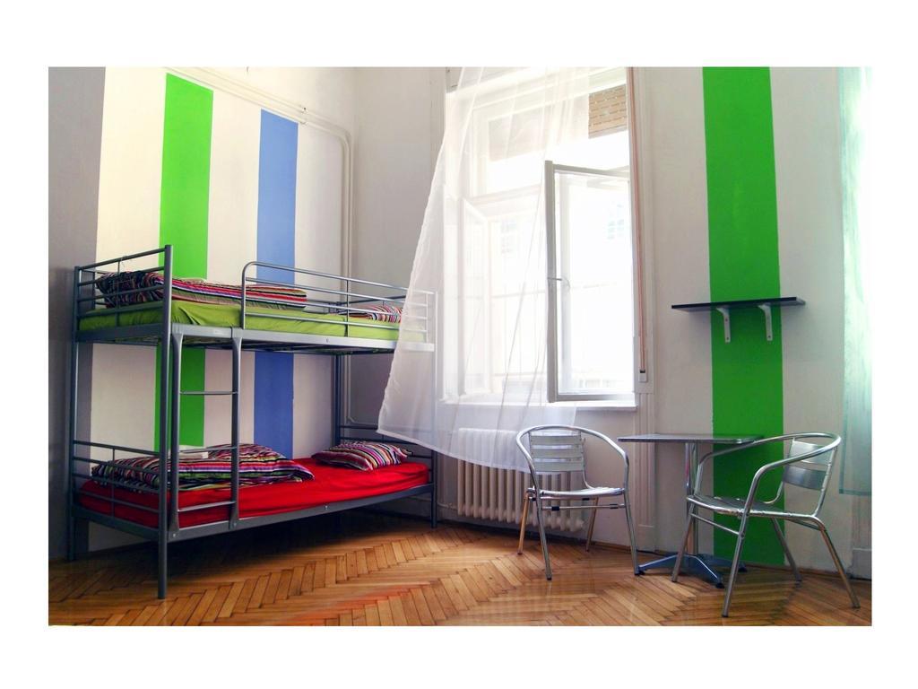 Westend Hostel Budapest Room photo